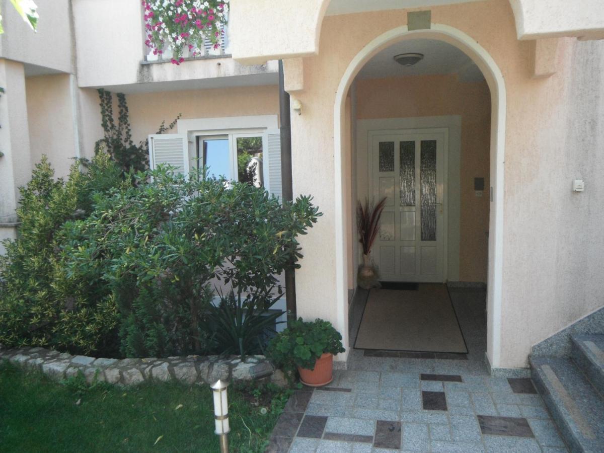 شقة Apartman Ljubica 4 كرك المظهر الخارجي الصورة